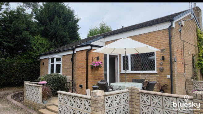 2 bed property, in Bigbury Close, £340,000