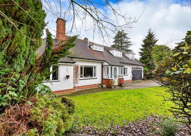 4 bed property, in 25 Clifton Road, £775,000