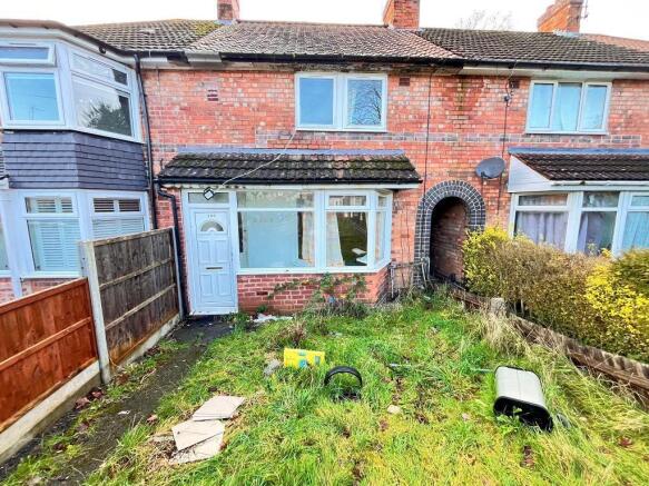 4 bed property, in Poole Crescent, £248,000