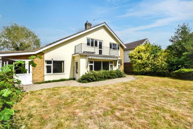 2 bed property, in Cringleford NR4, £550,000