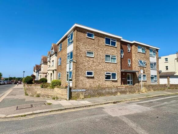 2 bed property, in Cranfield Road, £169,950
