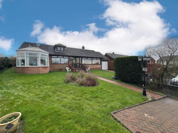 2 bed property, in Ridgeside, £365,000