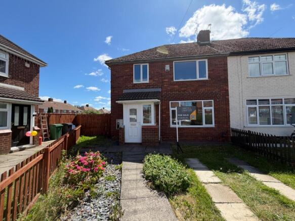 3 bed property, in Ormesby Road, £80,000
