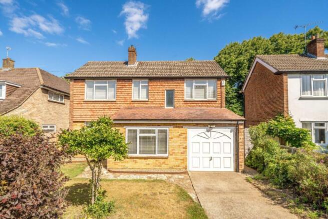 4 bed property, in Hawkewood Road, £875,000