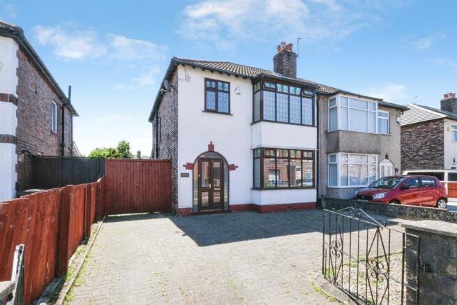 3 bed property, in Rupert Road, £280,000