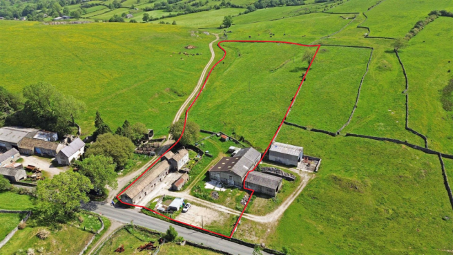 2 bed property, in Hazlebadge Farmhouse, £650,000