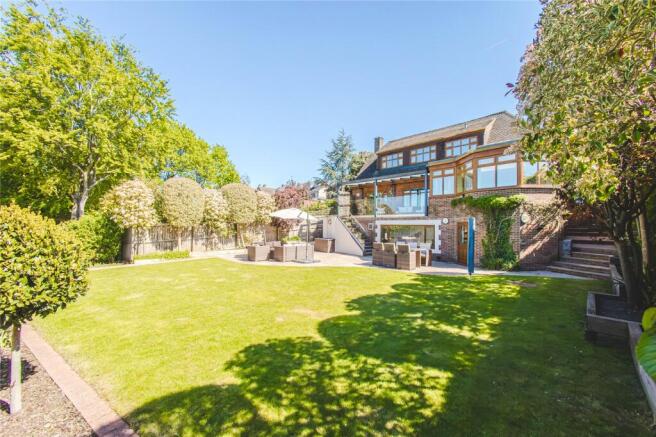 4 bed property, in Okus Road, £1,100,000