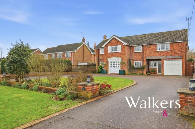 6 bed property, in Castledon Road, £1,150,000
