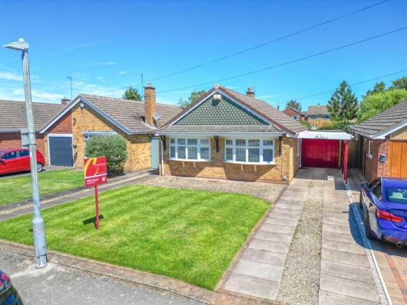 3 bed property, in Grasmere Crescent, £325,000