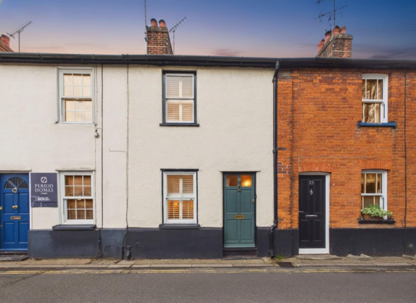 3 bed property, in Bakers Lane, £450,000