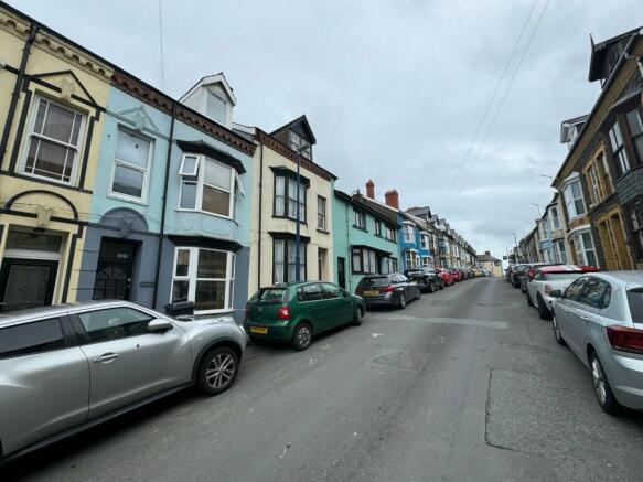 5 bed property, in 29 High Street, £259,000