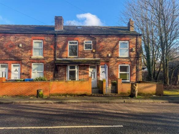 3 bed property, in Templeton Road, £89,950
