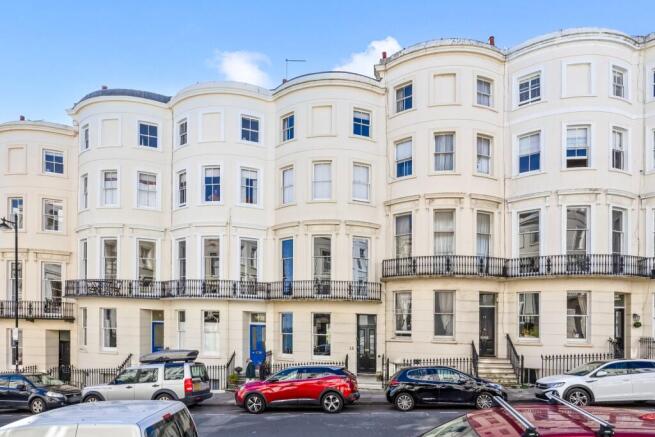 8 bed property, in Eaton Place, £2,350,000