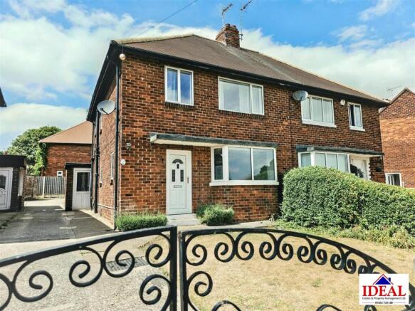 3 bed property, in Shaftsbury Avenue, £135,000