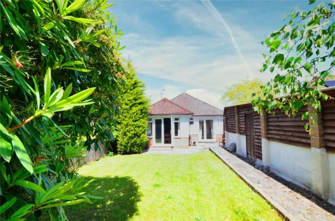 3 bed property, in East Grinstead, £495,000