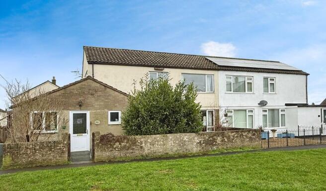 3 bed property, in Glebelands, £275,000