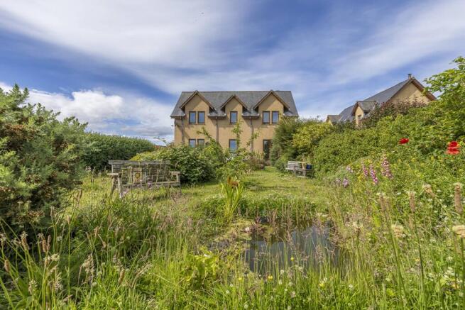 4 bed property, in Philaxdale, £399,000