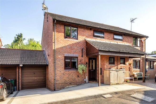 3 bed property, in Keymer Road, £400,000