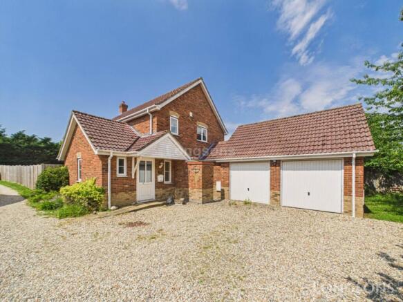 4 bed property, in Richmond Road, £425,000
