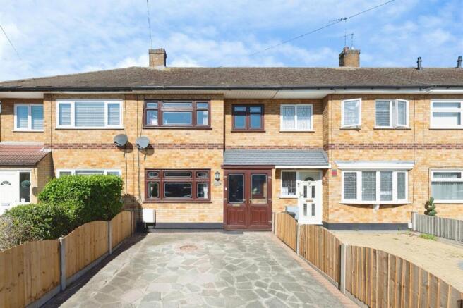 3 bed property, in Nelson Road, £425,000