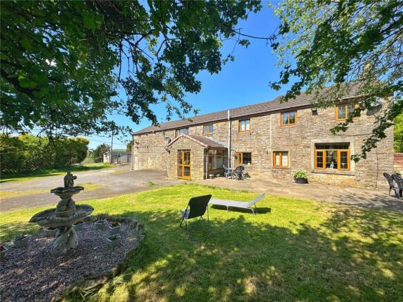 4 bed property, in Dean Lane, £725,000