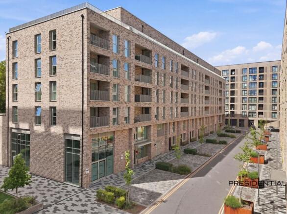 2 bed property, in 23 Mahindra Way, £375,000