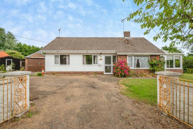 3 bed property, in The Street, £360,000