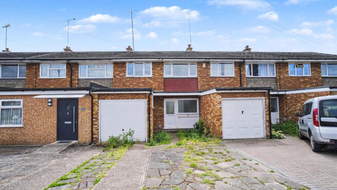 3 bed property, in 30 Andover Close, £360,000