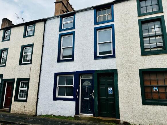 3 bed property, in Old London Road, £165,000