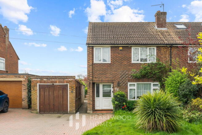 3 bed property, in Tollgate Road, £600,000