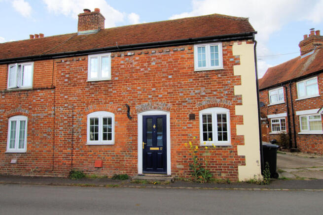 2 bed property, in Horn Street, £250,000