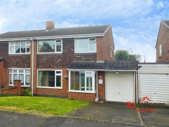 3 bed property, in Mayfair, £174,950
