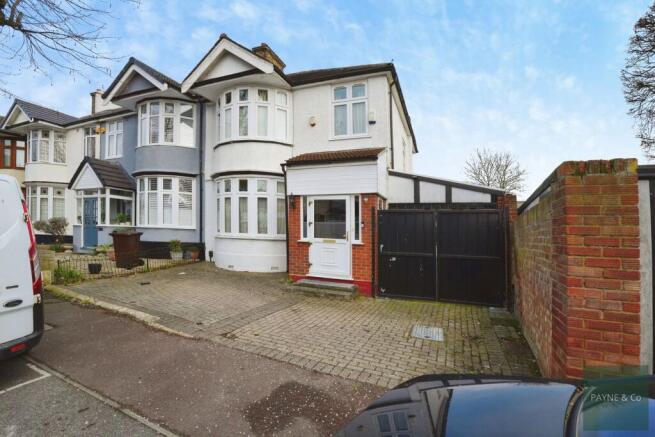 4 bed property, in Halsham Crescent, £700,000