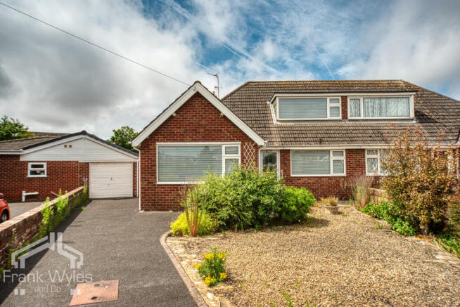 3 bed property, in Deal Place, £275,000