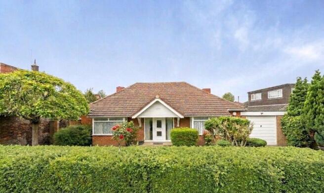 3 bed property, in Church Road, £650,000