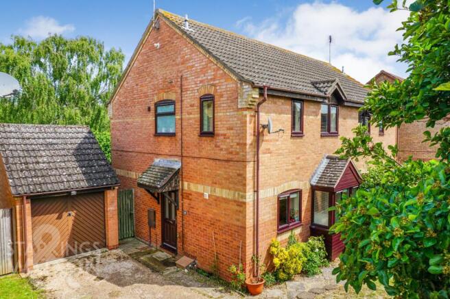 3 bed property, in Fletcher Way, £250,000