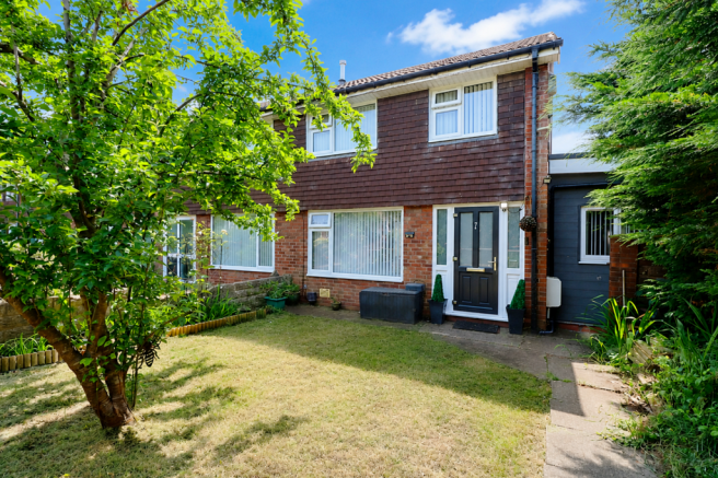 3 bed property, in Dolgellau Avenue, £214,950