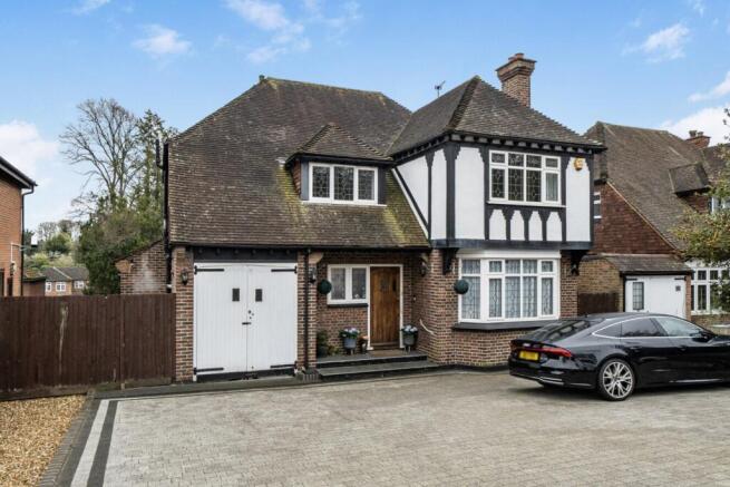 4 bed property, in Westmoreland Road, £1,150,000