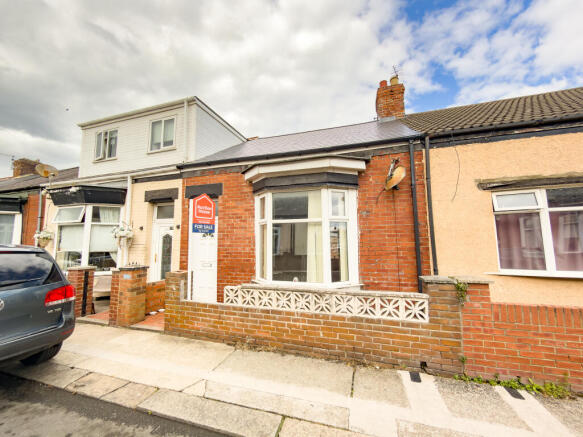 2 bed property, in 125 Cairo Street, £37,000