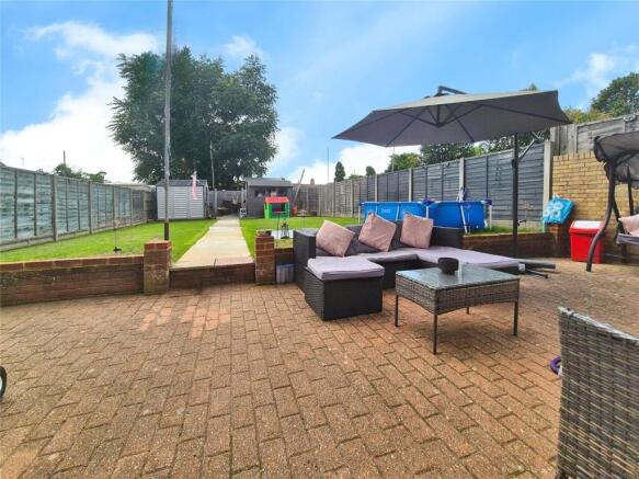 5 bed property, in Hughes Drive, £500,000