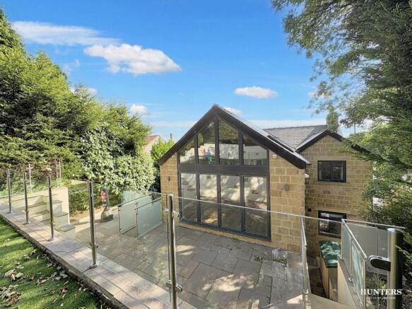 5 bed property, in New Hey Road, £350,000