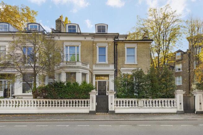 7 bed property, in Addison Crescent, £10,700,000