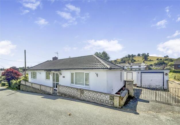 4 bed property, in Church Lane, £265,000