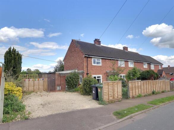 3 bed property, in Vauxhall, £299,950