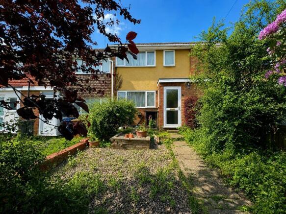 3 bed property, in Newgate Street, £140,000
