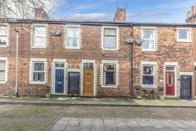 2 bed property, in 20 Clifton Street, £75,000