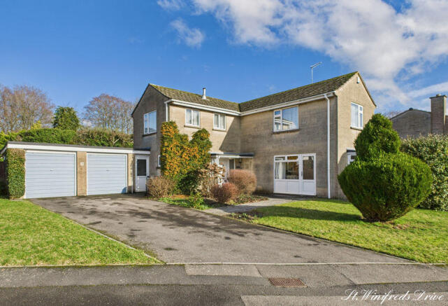 4 bed property, in St. Winifreds Drive, £850,000
