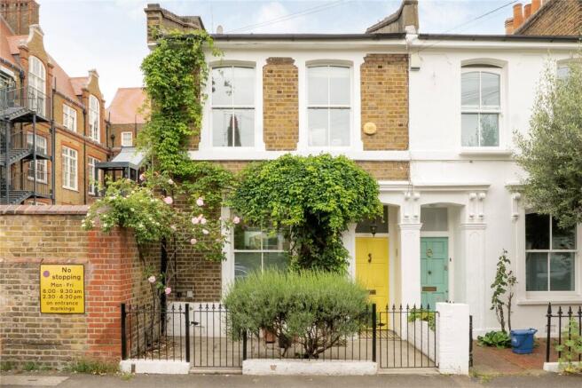 3 bed property, in Appleby Road, £1,500,000