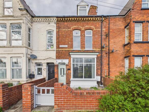 4 bed property, in Bessingby Road, £190,000