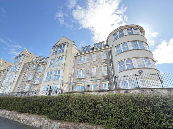 2 bed property, in Maytrees, £135,000